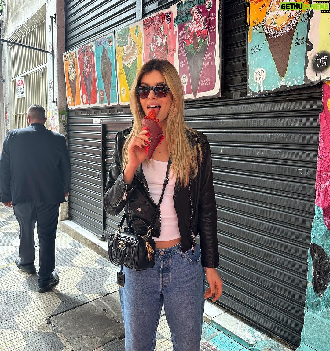 Camila Queiroz Instagram - 𝐥𝐢𝐟𝐞 𝐥𝐚𝐭𝐞𝐥𝐲 🎬