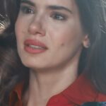 Camila Queiroz Instagram - #AMORPERFEITO 📺 QUE EMBATE!!! 😮💥 Depois de exposta como a verdadeira culpada pelo atentado contra Leonel, Gilda foi obrigada a encarar Marê frente a frente e ouviu verdades da ex-enteada. 😢