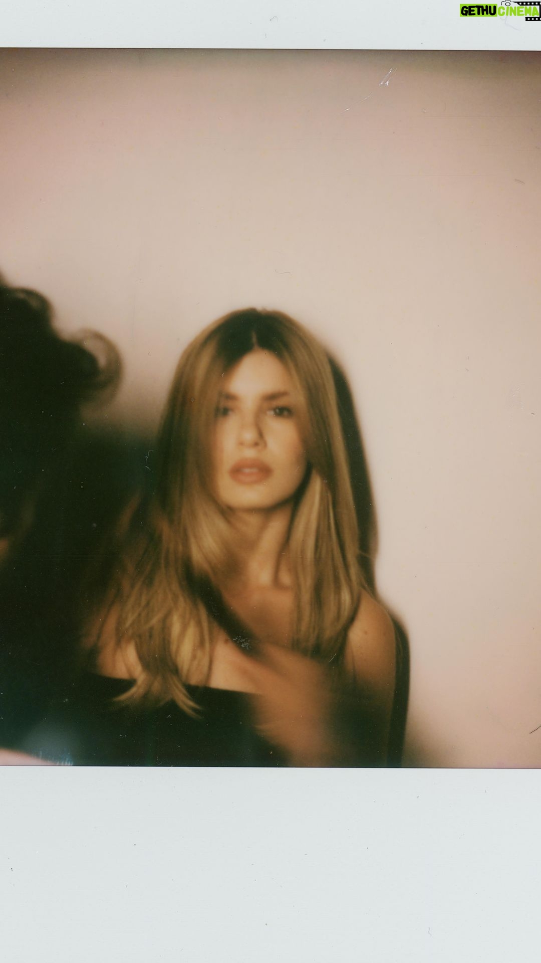 Camila Queiroz Instagram - My new BLONDE era. ready to my next character ❤️🔥🔥✨