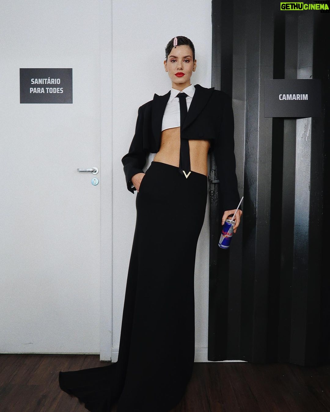 Camila Queiroz Instagram - It’s Valentino,baby! bts @bazaarbr SET/23