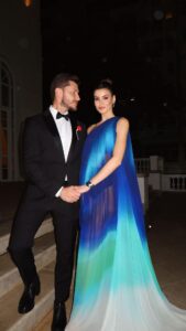 Camila Queiroz Instagram - Bem arrumadinhos para uma noite especial! @belmondcopacabanapalace #100DoCopa Copacabana Palace, A Belmond Hotel