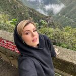 Camila Queiroz Instagram – 48hrs no frio de 7ºC ⛰️
viemos a trabalho mas mal posso esperar pra voltar e conhecer melhor os cânions catarinenses.