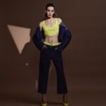 Camila Queiroz Instagram - A primavera 24 @tritonoficial é um convite à transformar seus sonhos em realidade, fantasie tudo o que você pode ser com #TritonNightDreamers The perfect bold jeans. Triton attitude.