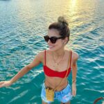 Camila Queiroz Instagram – Já posso voltar?

#tbt last week