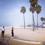 Camilla Arfwedson Instagram - Chats on Venice Beach with Pappa 💙