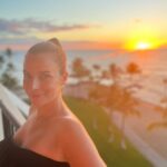 Camilla Arfwedson Instagram – Last sunset 🧡 Mauna Lani