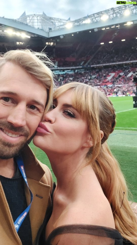 Camilla Kerslake Instagram - I live for a big finish ❤️ Fun fact, the first time I sang in a stadium I was so terrified I had to have hypnotherapy just to get through it! Now it's one of my favourite things to do. Old Trafford