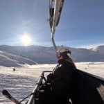 Camille D. Sperandio Instagram - WHAT A DREAM! Sauvegarde et envoie ce REEL à la personne avec qui tu aimerais faire un trip de ski à Val d’Isère! 🤍🎿