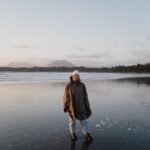 Camille D. Sperandio Instagram - il y a un an, on revenait à Montréal après nos 5 mois à vivre dans notre roulotte à Tofino. 5 mois de liberté et de prise de conscience qui m’ont fait grandement évoluer. Forever grateful 🤍🫶🏼 Tofino, British Columbia