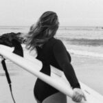 Camille D. Sperandio Instagram - Happy international photography day! 🤍📷 — la photo a toujours fait partie de ma vie. Quand j’ai eu ma première petite caméra numérique, je la traînais avec moi en tout temps, pour capturer les moments et être en mesure de les garder précieusement avec moi jusqu’à la fin de mes jours. C’est peut-être étrange mais parfois je regarde une photo et j’avais complètement oublié ce moment. De le revoir me permet de me replonger dans cet instant précis. Ça me rappelle les bons temps, parfois les moins bons, mais pour la plupart du temps, j’aime capturer des moments magiques.