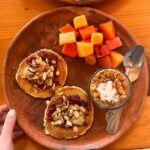 Camille D. Sperandio Instagram - food for the soul 🙏🏻 j’ai incroyablement bien mangé ici. Des aliments riches, raw et colorés, nothing best 🍌🥑🍍