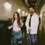 Camilo Instagram - Los vimos bailando PLIS y nos antojamos 😎🏝️🤰🏻Armamos esto con pedacitos que nos aprendimos de videos de ustedes 🕺🏻🙏🏼 Los queremos ver bailando hasta el pisooo pues