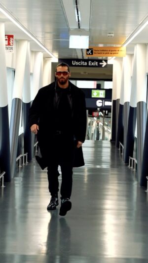 Can Yaman Instagram - Walking for taking Barcelona by storm 🇪🇸

Roma ✈️ Barcellona