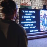Can Yaman Instagram - Tra un ciak e l’altro in un periodo intenso di riprese, un sabato dedicato a voi. Grazie sempre per la vostra sensibilità e generosità. Posillipo 30.09.2023 @canyamanforchildren #BreakTheWallTour