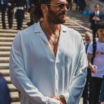 Can Yaman Instagram - Sono molto contento di tornare domani nella mia amata Sicilia.. Si vola a Catania e si parte per Ragusa.. Ci vediamo e ci divertiamo…