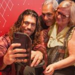 Can Yaman Instagram - Felice ed emozionato di aver incontrato i miei fan durante l'evento organizzato dalla libreria @mondadoriduomo 📖 a Milano. Un libro che ho voluto fortemente per condividere, con tutti voi, il cammino che mi ha portato ad essere l'uomo che sono oggi, andando oltre l'attore 😇 Un ringraziamento speciale va sicuramente a @mondadorielecta, che ha permesso di far diventare realtà tutto questo ✨ #CanYaman #SembraStranoAncheaMe #mondadorielecta #firmacopie #eventi #mondadoriduomo Milano Duomo