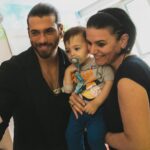 Can Yaman Instagram - Scatti belli, quelli teneri 🥰 @canyamanforchildren #BreakTheWallTour2023