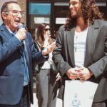 Can Yaman Instagram - Costruiamo ponti d’amore ♥️ #BreakTheWallTour2023 @canyamanforchildren