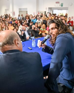 Can Yaman Instagram - 📸✨

#BreakTheWallTour2023
@canyamanforchildren 

Ragusa, Sicilia 📍

A presto ♥️

Un grazie speciale al mio team che rende possibile quello che voglio e organizza tutto all’altezza 🦾

@franciomw 
@macellariroberto 
@88_marce_88 
@franciolis
