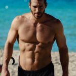 Can Yaman Instagram - Il primo e l’ultimo bagno quest’anno che ho potuto fare tranquillamente in Italia approfittandomi delle riprese che abbiamo avuto ✔️👣 San Vito lo Capo