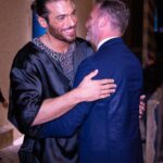 Can Yaman Instagram - Un nuovo riconoscimento per il "Break The Wall Tour" e la @canyamanforchildren durante la presentazione dei vincitori dell'undicesima edizione del bando "Orizzonti Solidali". Ringrazio De Cecco e la fondazione Megamark per l'invito e per il loro costante impegno nel sociale. Un caloroso saluto alla meravigliosa Puglia e alla città di Bari. Lavoriamo su nuovi obiettivi e al nuovo tour, stay tuned!