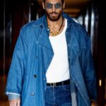 Can Yaman Instagram - Like a bolt out of the blue 🦋🌪️💙 Barcelona 11.02.2024 Visiting day at the hospital - Hospital Universitario Valle de Hebrón 😇 Skyfall Barcelona