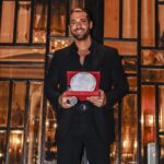 Can Yaman Instagram - È un immenso orgoglio per me e per la Can Yaman for Children, ricevere questo prestigioso premio. Ringrazio Mede@ e la sua madrina, Anna Fendi, per aver insignito di tale riconoscimento la nostra associazione. I risultati di uno sforzo ingente, compiuto con il cuore, affinche tanti ragazzi possano tornare a sorridere. Rome, Italy