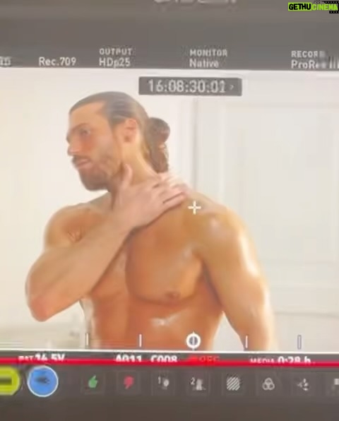 Can Yaman - 393.1K Likes - Time for a throwback 👣