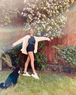 Cansu Demirci Instagram - Bahari bekleyen kumrular icin kaydiriniz🐤