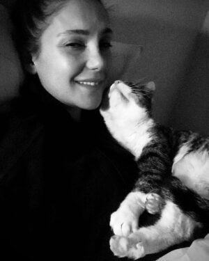 Cansu Demirci Instagram - Dosha,Luna ve Lupita
Üç ağız, üç yürek, üç yeminli fişek...