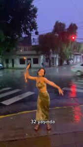 Cansu Demirci Instagram - Peki bir balik burcu olarak bu balik dolunayinda elim kolum bagli oturmami bekleyemezdiniz ama degil mi 😇🫶🏻 Buenos Aires, Argentina
