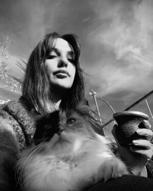 Cansu Demirci Instagram - Dosha,Luna ve Lupita
Üç ağız, üç yürek, üç yeminli fişek...
