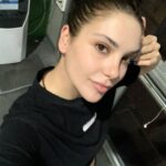 Cansu Demirci Instagram - Konusan fotograflar serisi ! ✨Spora bu ara daha sik gidiyorum ! ✨Papatya icin veda partisi ! ✨Belgrano’daki evler bir harika dostum! ✨Güzel insanlar güzel sürprizler! ✨Deliriyorum cek! ✨Ay deniz kos isik cok iyi! ✨En mutlu günüm ve günümün kahramanlari! ✨Dosha yeni askim! ✨Iyi pilav yaptigimi sagir sultan bile duymali ! ✨Papatya ucakta dünyanin öbür ucuna gidiyor! Buenos Aires, Argentina