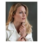 Cara Theobold Instagram - Hiya🤍 . Photo by @rebeccasreid 📸
