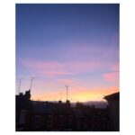 Cara Theobold Instagram – Early bird London