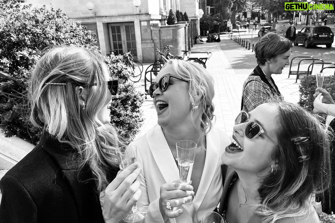 Cara Theobold Instagram - A little while ago our brilliant friends ‘surprised’ us by tying the knot ❤️ @gemmagemsharvey and @drumkitch we love you! 💐