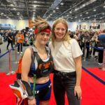 Cara Theobold Instagram - Me & Tracer & some really awesome Tracer cosplayers (& an Emily!) Thanks everyone for coming down to Comicon this weekend 😘⚡️ @mcmcomiccon #overwatch #tracer
