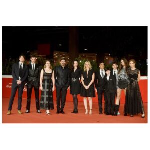 Cara Theobold Instagram - Bella Roma ♥️ an amazing night last night at @romacinemafest celebrating our film #Promises with the team and our writer director superwoman #AmandaSthers

Styled by the dream @hollygetti
Dress @huishanzhang 🖤
Jewels @stephenwebsterjewellery