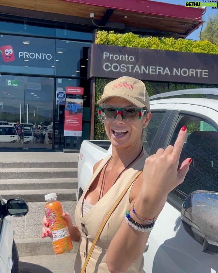 Carla Ochoa Instagram - Disfruto y amo tanto hacer ruta @siddharta.chile ❤️ Chile