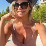 Carla Ochoa Instagram - Bonitos días a todos! Disfruten y Descansen💖