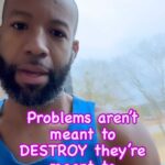 Carlos King Instagram - Problems aren’t meant to DESTROY they’re meant to DEVELOP 🙏🏽 #HappySunday ❤️