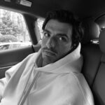 Carlos Sainz Jr. Instagram – B&W NY edition 🍎 New York City