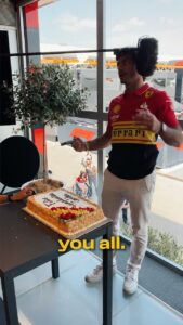 Carlos Sainz Jr. Instagram - Fred always gets the last laugh 😂 🎂 #ItalianGP 🇮🇹 #F1 Autodromo Nazionale Monza