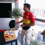 Carlos Sainz Jr. Instagram - Thank you all for your birthday wishes! Celebrating my birthday at Monza as a Ferrari driver can´t get any better. 🇮🇹 Positive day for the team, let's go for the weekend! 🙌🏻 Gracias a todos por las felicitaciones! Cumplir años en Monza siendo piloto Ferrari es todo un privilegio 🇮🇹 Día positivo para el equipo, a por el fin de semana! 🙌🏻 - #Carlossainz #ItalianGP Autodromo Nazionale Monza