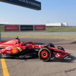 Carlos Sainz Jr. Instagram - The SF-24 hits the track for the first time with @carlossainz55 behind the wheel ✌️ #CarlosSainz #F1 #SF24 Maranello
