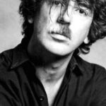 Carlos Vives Instagram - Charly no es mi maestro de música, es mi filósofo de la vida… ¡Es Dios, es Gardel! @charlygarcia ¡Feliz cumpleaños!