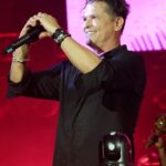 Carlos Vives Instagram - Sus historias son nuestra energía para seguir, me tocan siempre el corazón. Gracias por el cariño❤️ Volver a Chile nos encanta, ¡Los quiero!