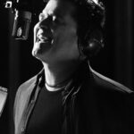 Carlos Vives Instagram - Una de nuestras tareas pendientes era capturar en estudio el verdadero sentimiento de los juglares vallenatos. Un álbum grabado en bloque con toda La Provincia en @gml.estudios con las canciones de Rafa que me hicieron atesorar el Vallenato. “Escalona nunca se había grabado así” nos ha traído muchas alegrias🪗 @latingrammys Colombia