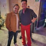 Carlos Vives Instagram - Que la música siga siendo siempre una excusa para abrazarnos y ser felices ¡Sevilla, dejas una huella imborrable en todos los que pasamos por aquí, te llevo conmigo!❤️🇪🇸 @latingrammys Sevilla, España