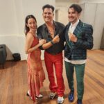 Carlos Vives Instagram - Que la música siga siendo siempre una excusa para abrazarnos y ser felices ¡Sevilla, dejas una huella imborrable en todos los que pasamos por aquí, te llevo conmigo!❤️🇪🇸 @latingrammys Sevilla, España
